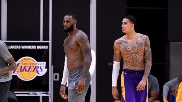 lebron-james-kyle-kuzma-practice-e1561768032908.jpg