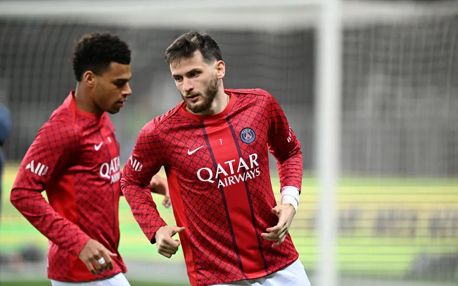 开云网页-记者：巴黎近年更注重整体而非个人；利物浦花5亿但未能奏效